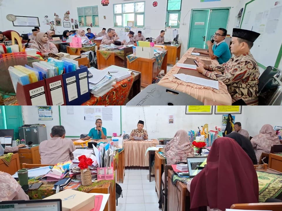 Pembagian raport tenga semester gasal 2025